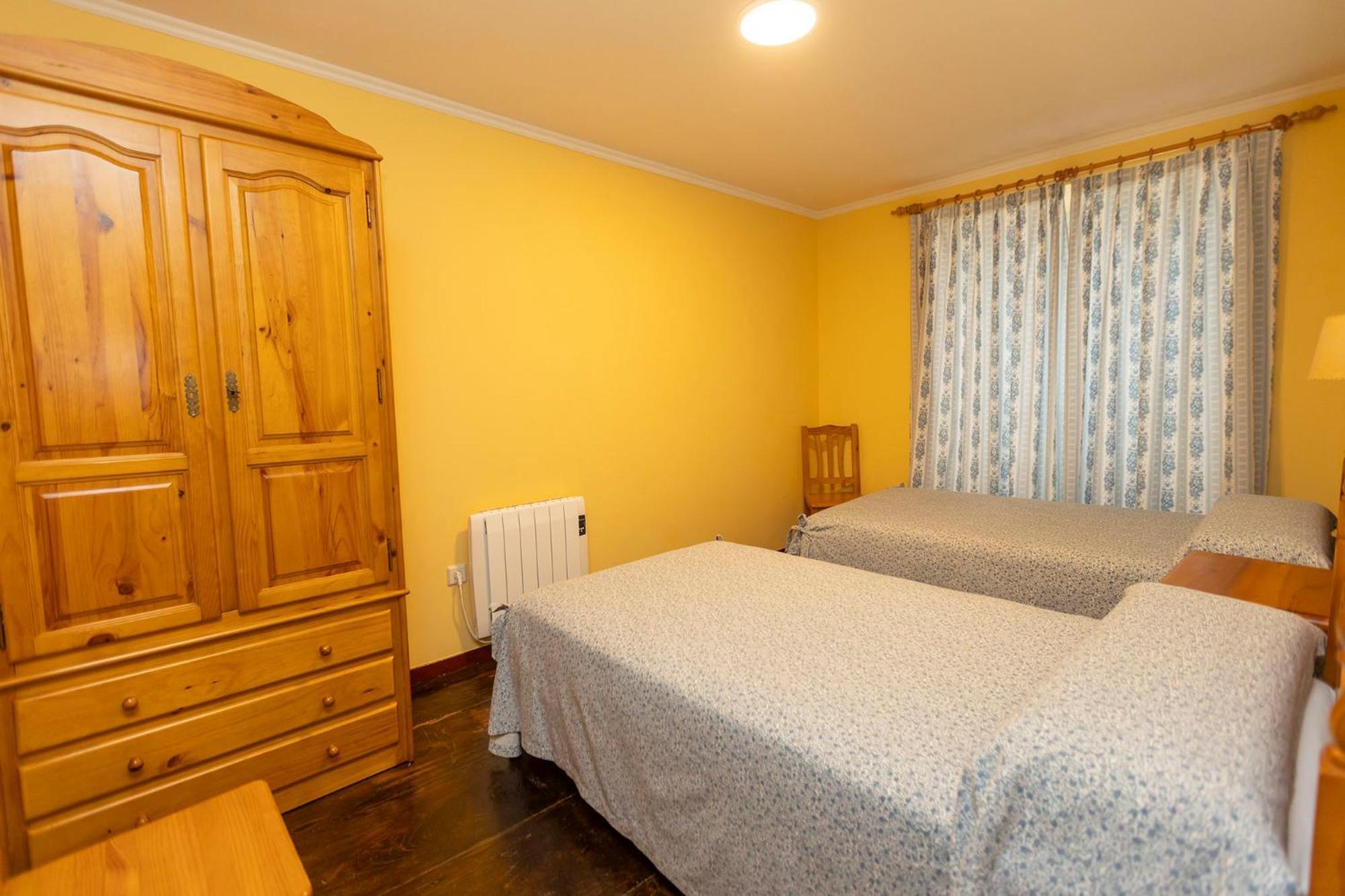 Escuder Apartamentos Turisticos Ribadeo Exterior foto