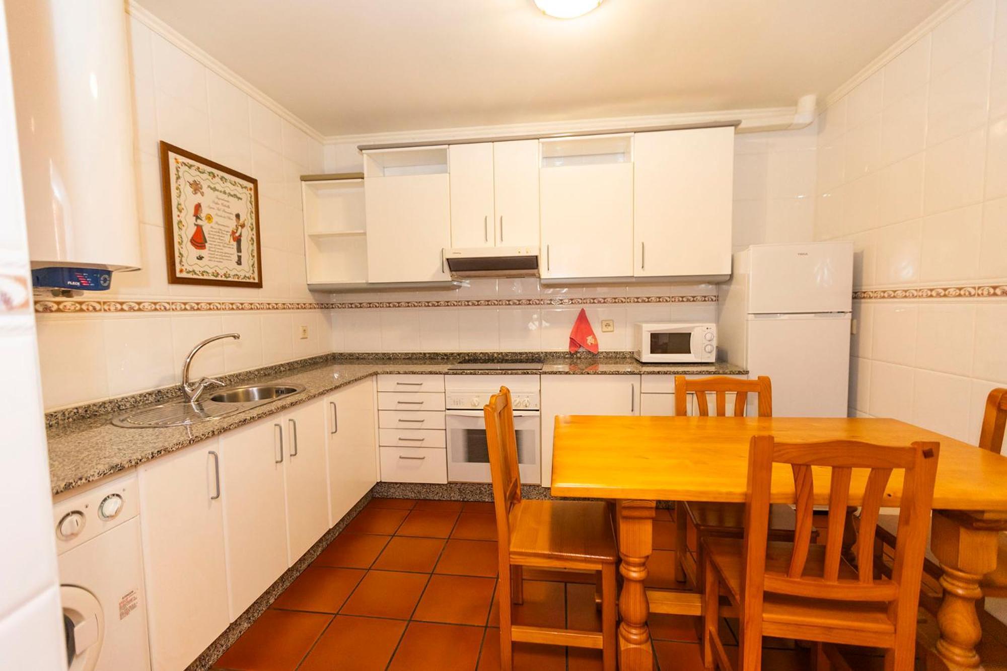 Escuder Apartamentos Turisticos Ribadeo Exterior foto