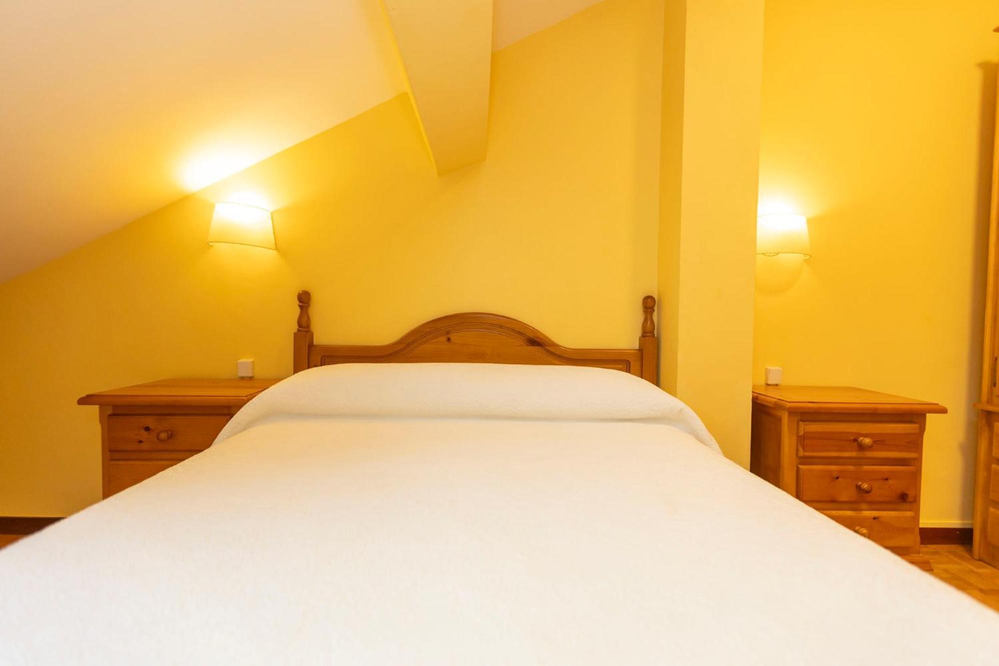 Escuder Apartamentos Turisticos Ribadeo Exterior foto